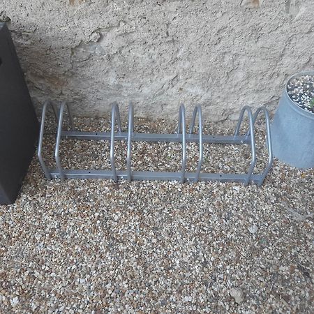 La Grotte Du Bonheur Apartman Cangey Kültér fotó