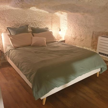 La Grotte Du Bonheur Apartman Cangey Kültér fotó