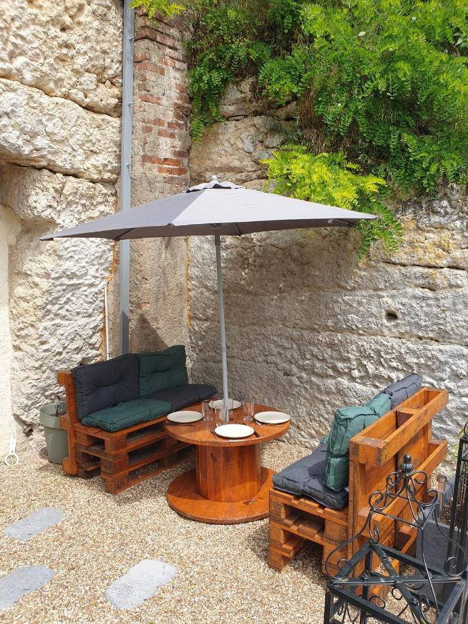 La Grotte Du Bonheur Apartman Cangey Kültér fotó