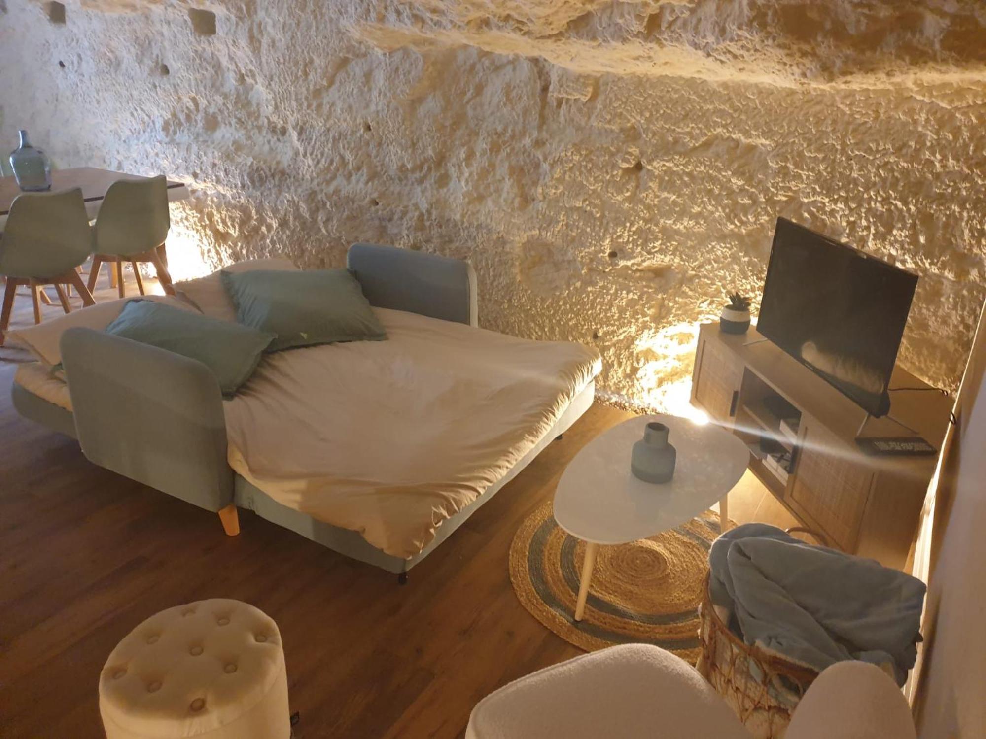 La Grotte Du Bonheur Apartman Cangey Kültér fotó